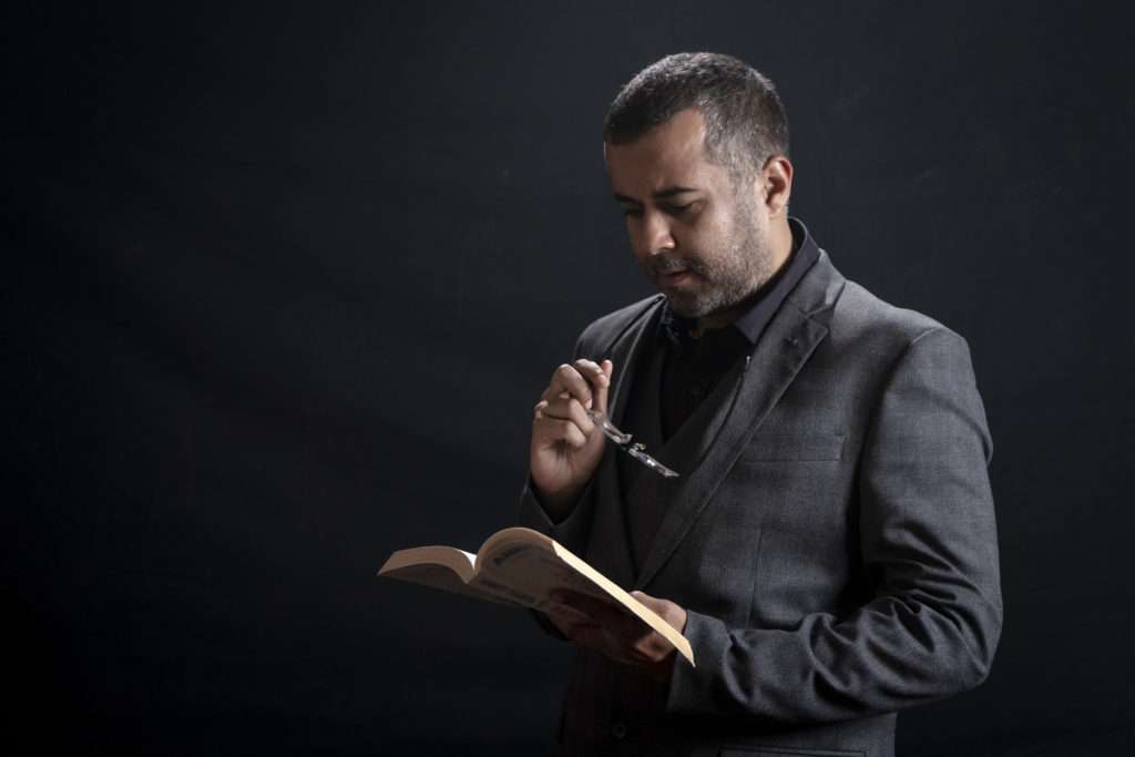 who-is-chetan-bhagat-2